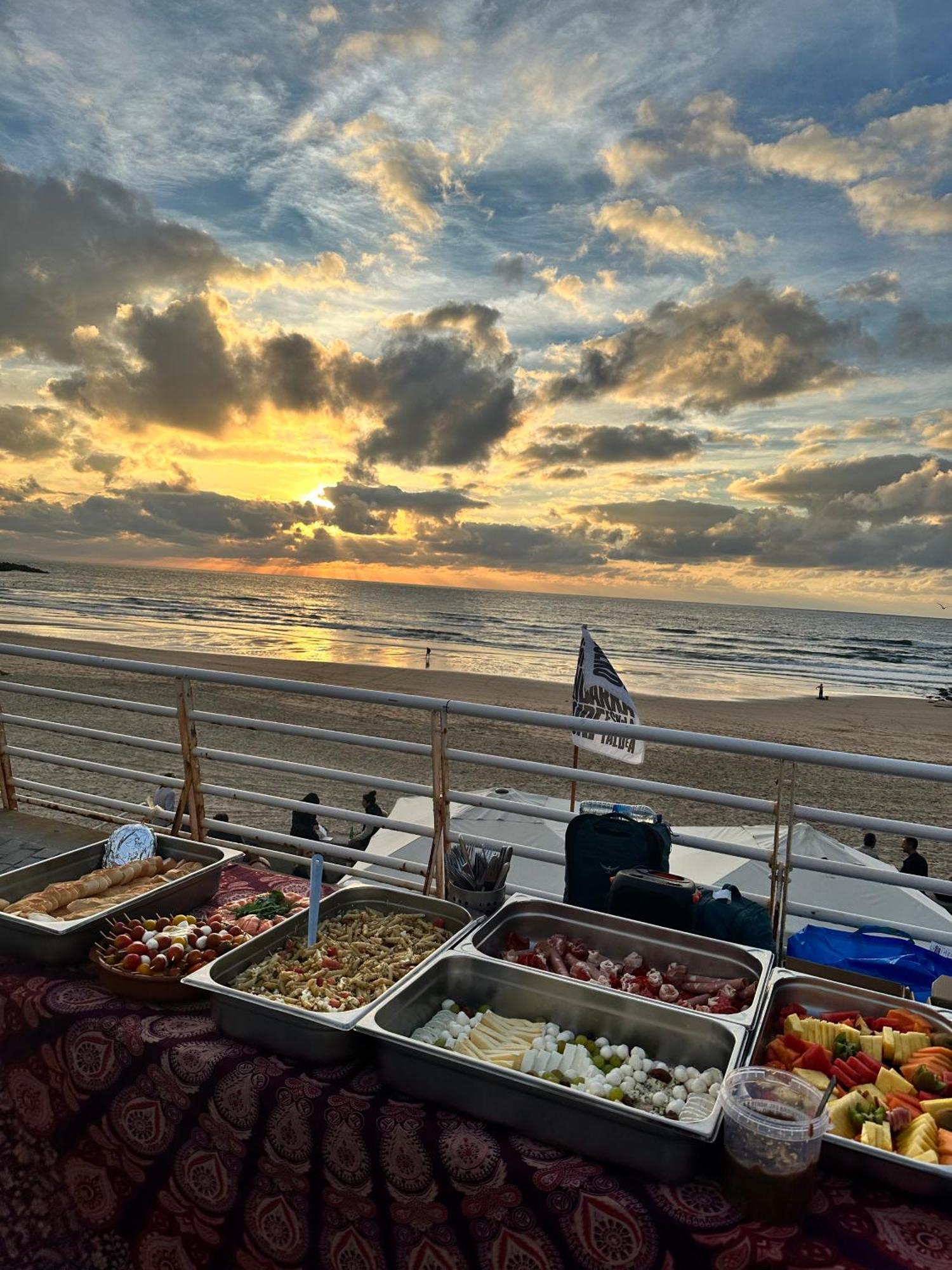 Surf Camp San Sebastian Partyhostel Aia Eksteriør billede